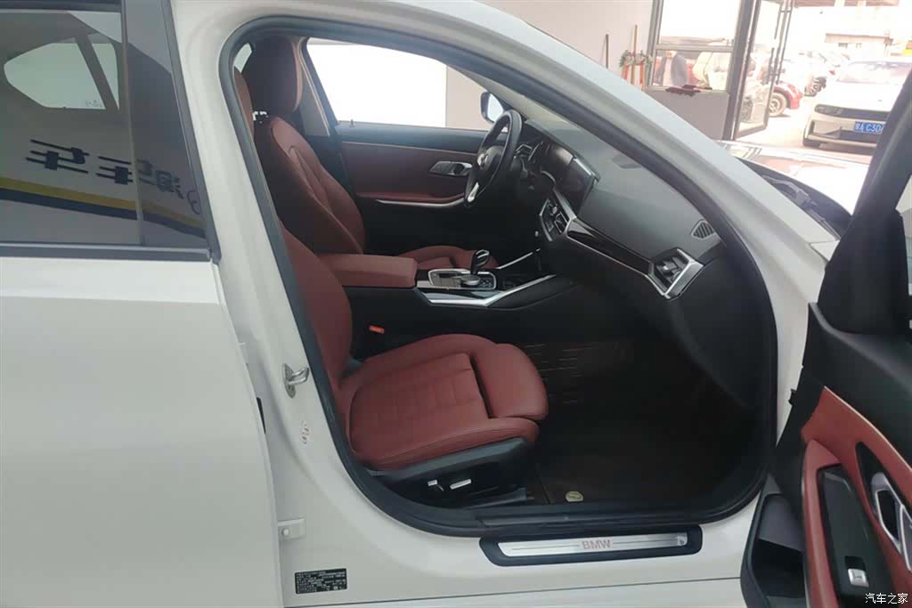 BMW 3 Series, 2021 8