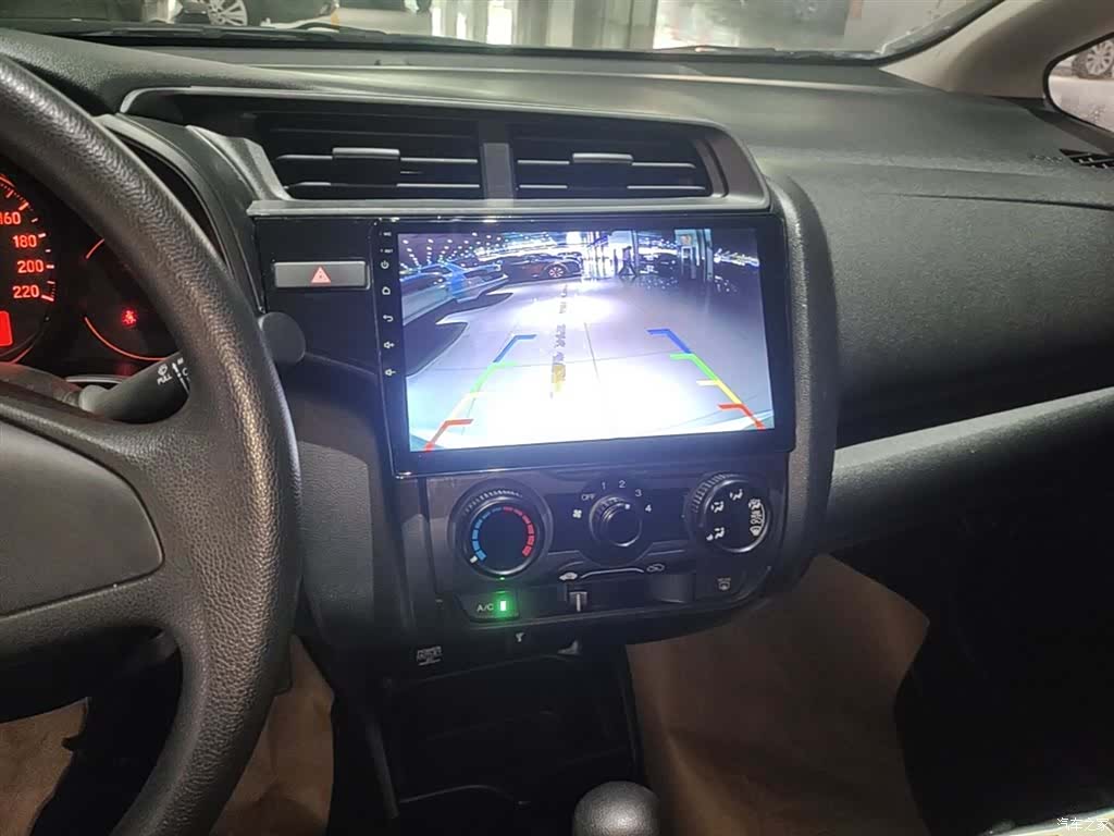 Honda Fit, 2018 13