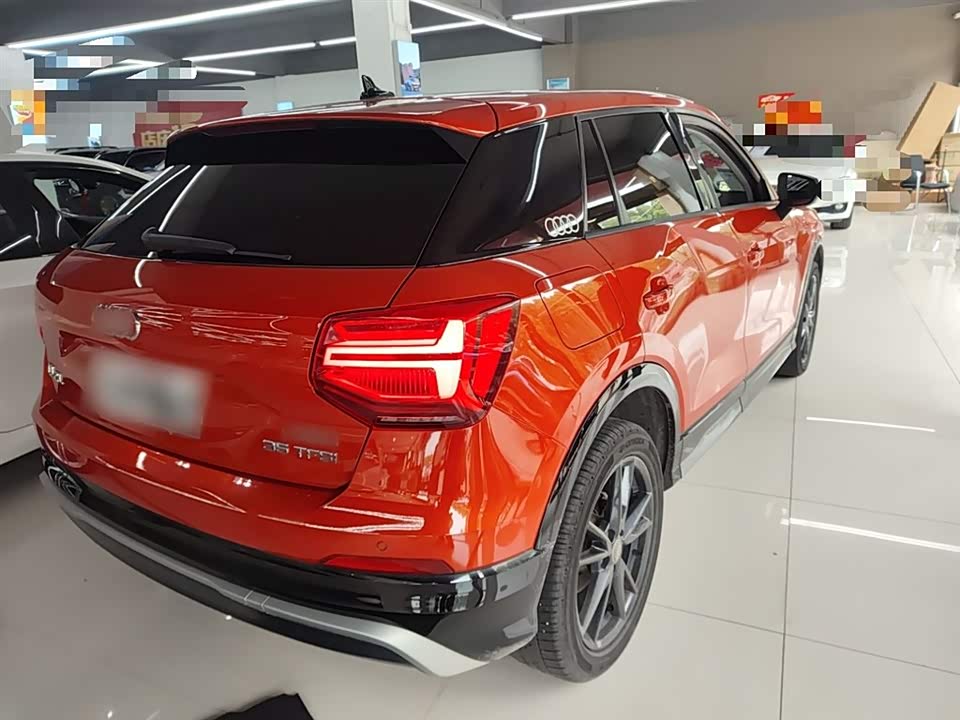 Audi Q2L Audi Q2L