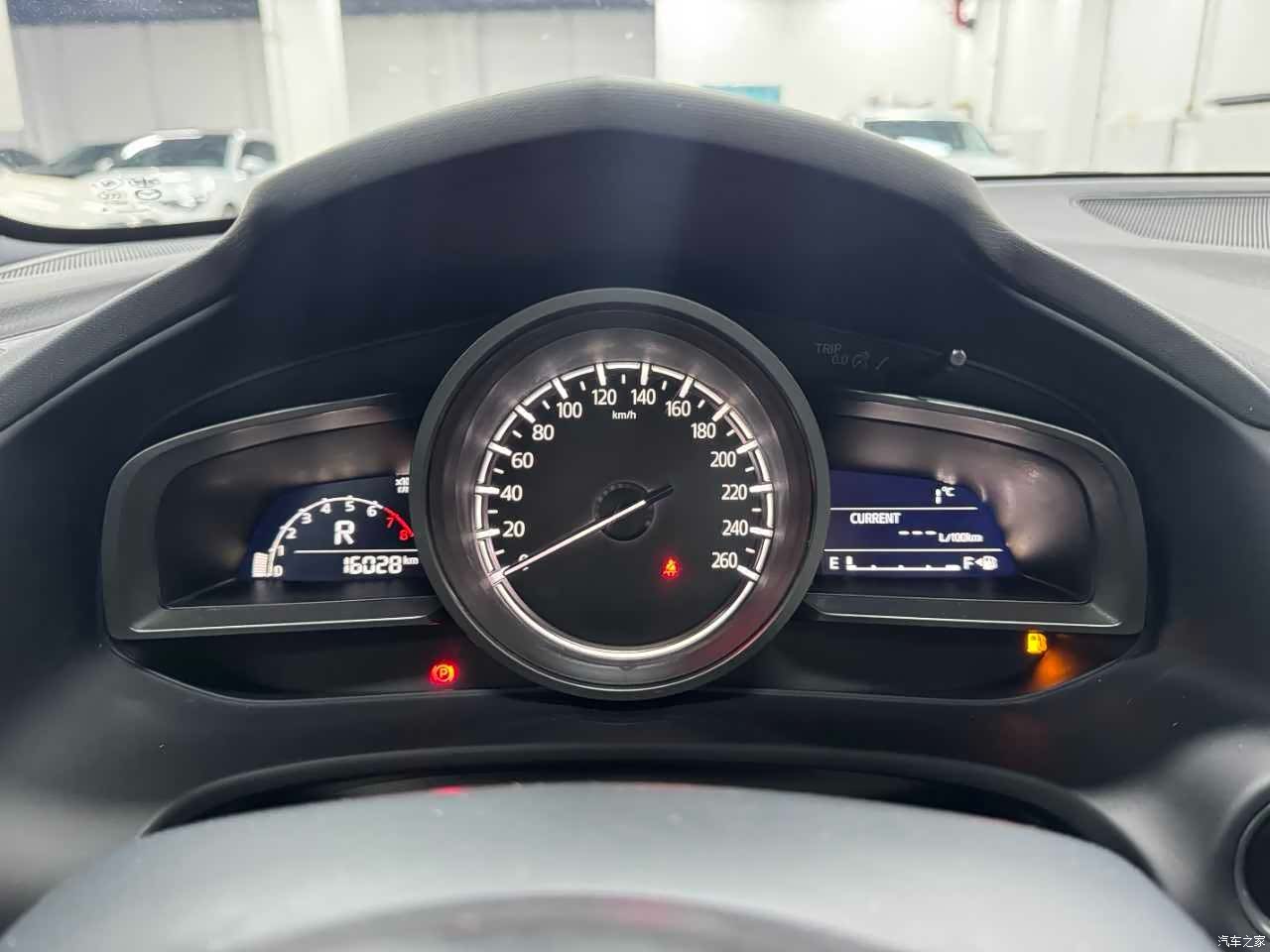 Mazda CX-4, 2023 14