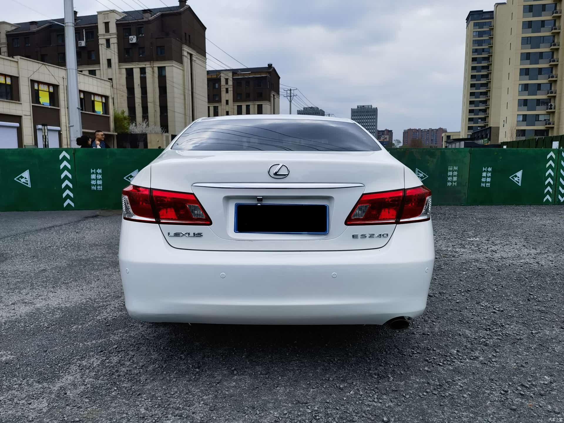 Lexus ES, 2011 4