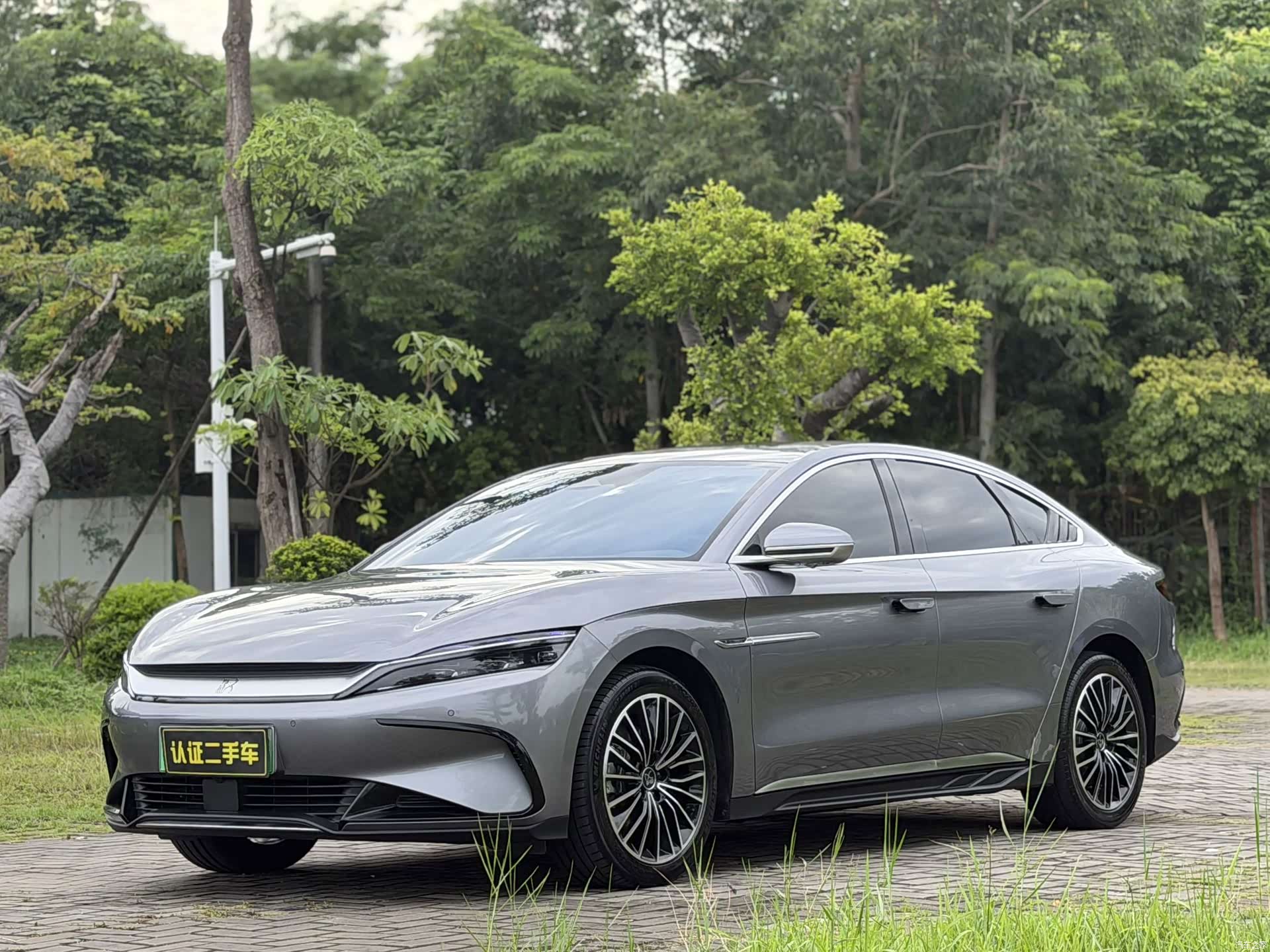 BYD Han, 2023 1