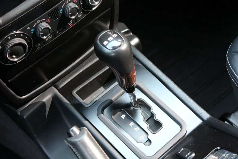 Mercedes-Benz G-Class, 2006 11