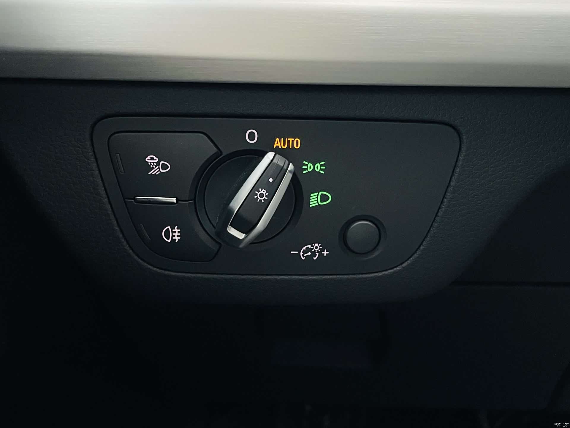 Audi Q5L, 2019 15