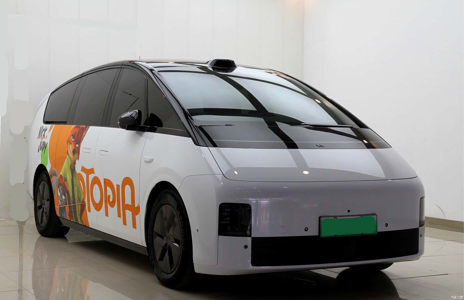Li Auto MEGA, 2024 3