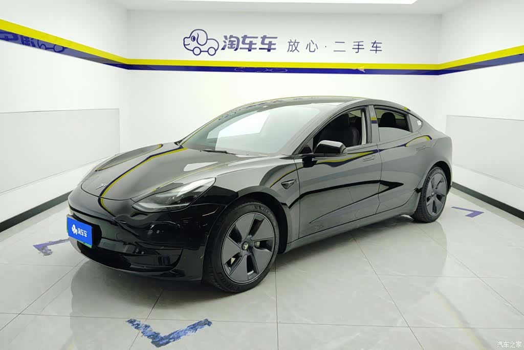 Tesla Model 3, 2023 1