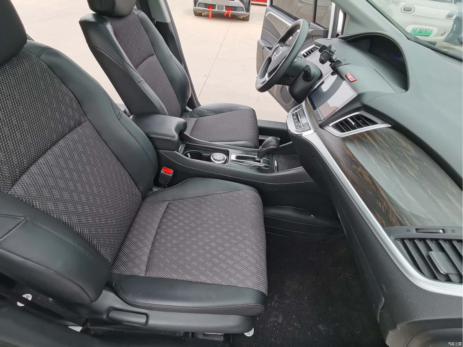 Honda Jade, 2017 12