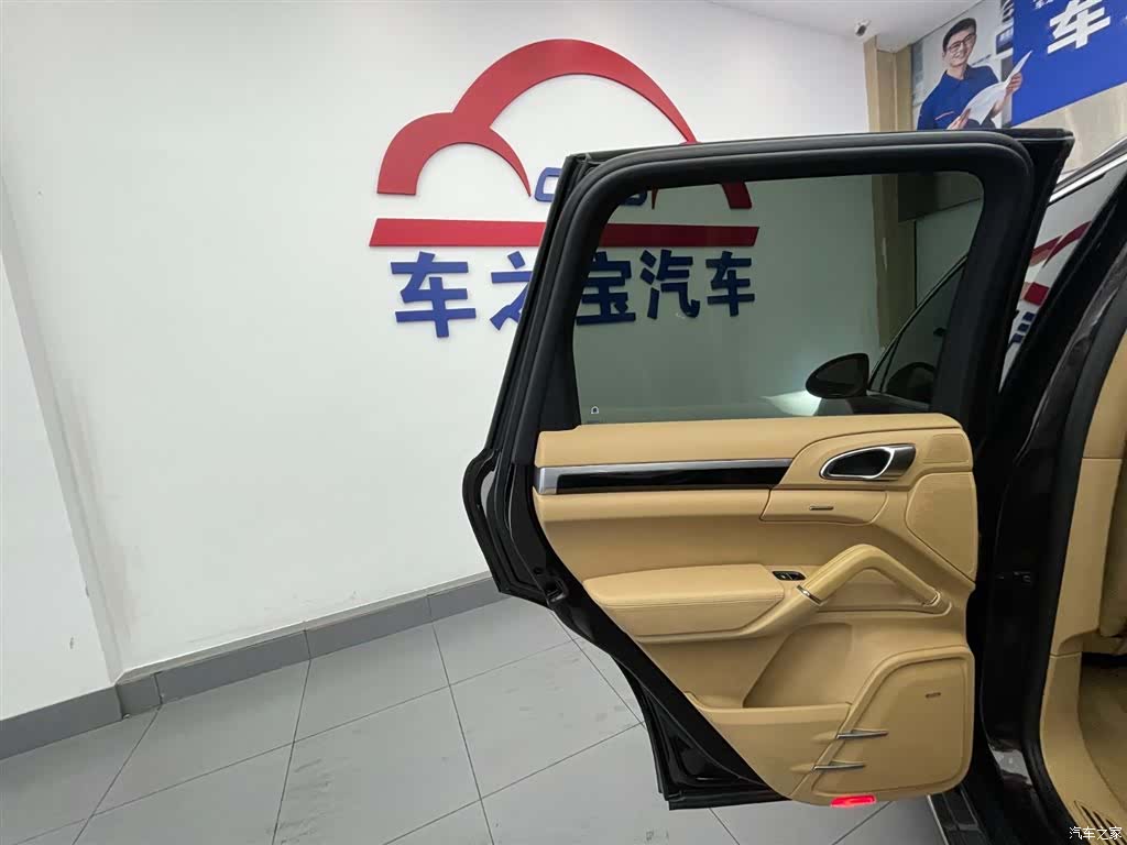 Porsche Cayenne, 2014 24