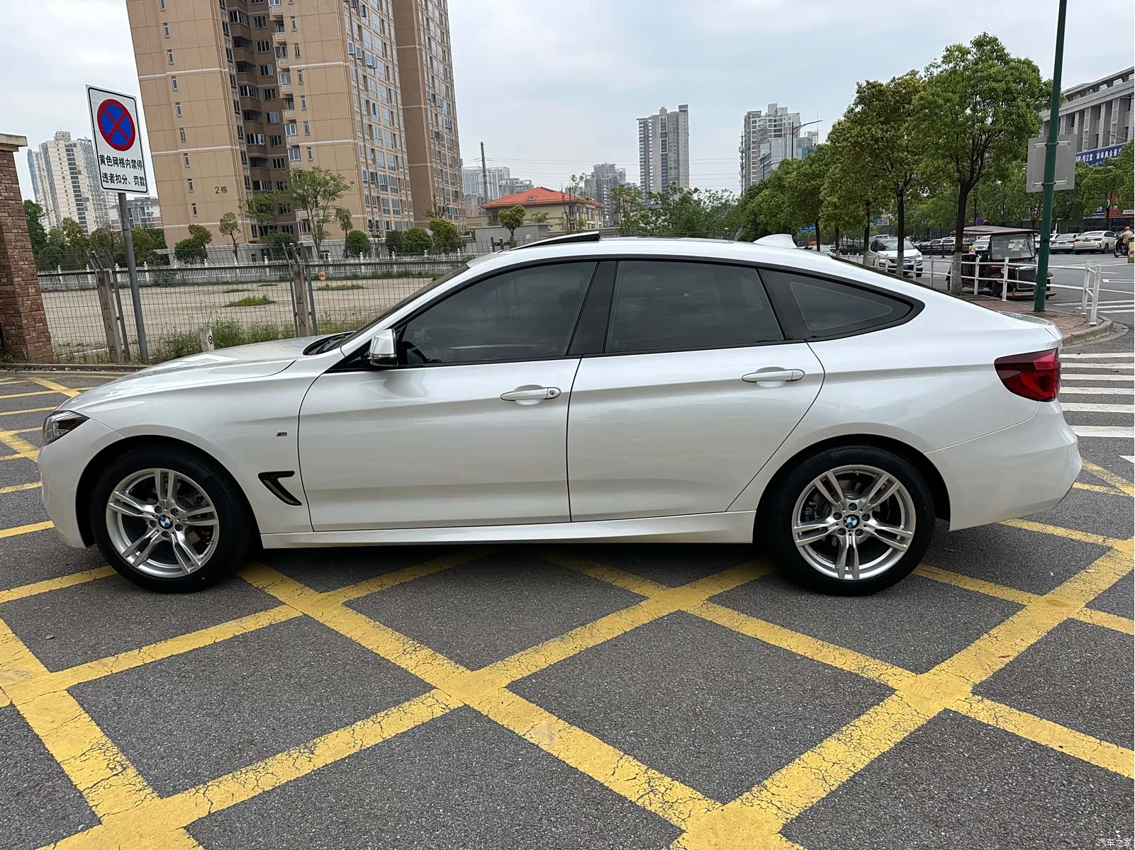 BMW 3 Series, 2021 7
