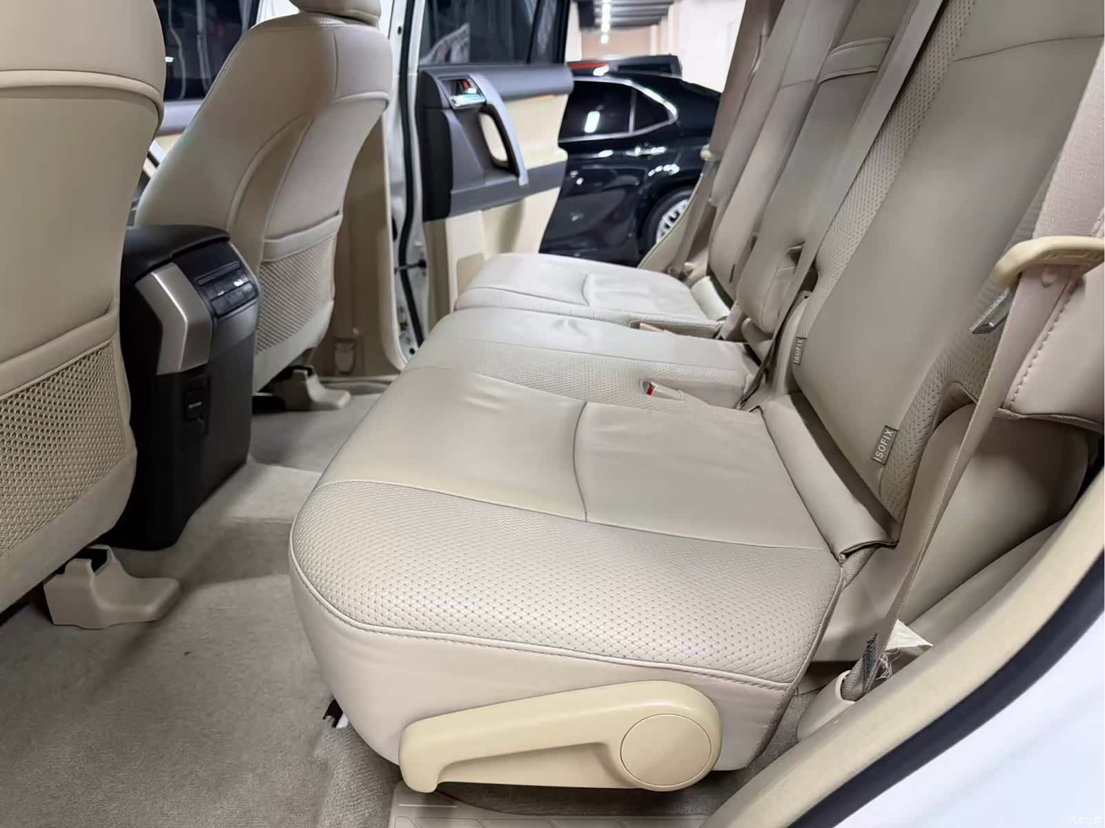 Toyota Prado, 2013 16