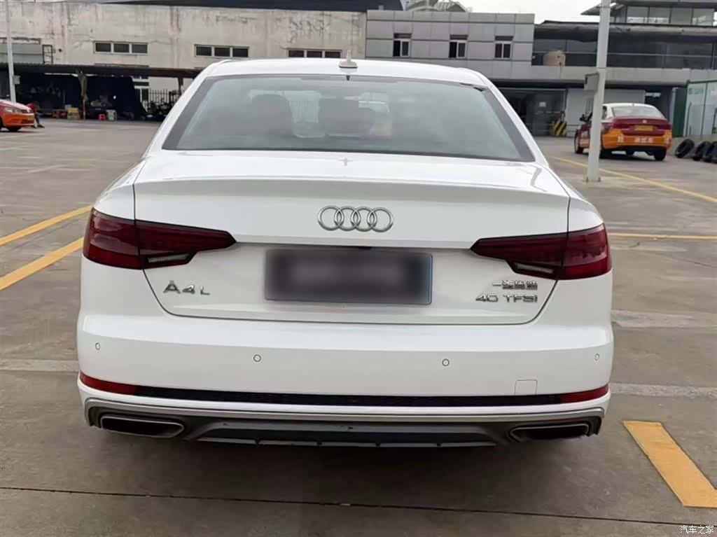Audi A4L, 2019 6