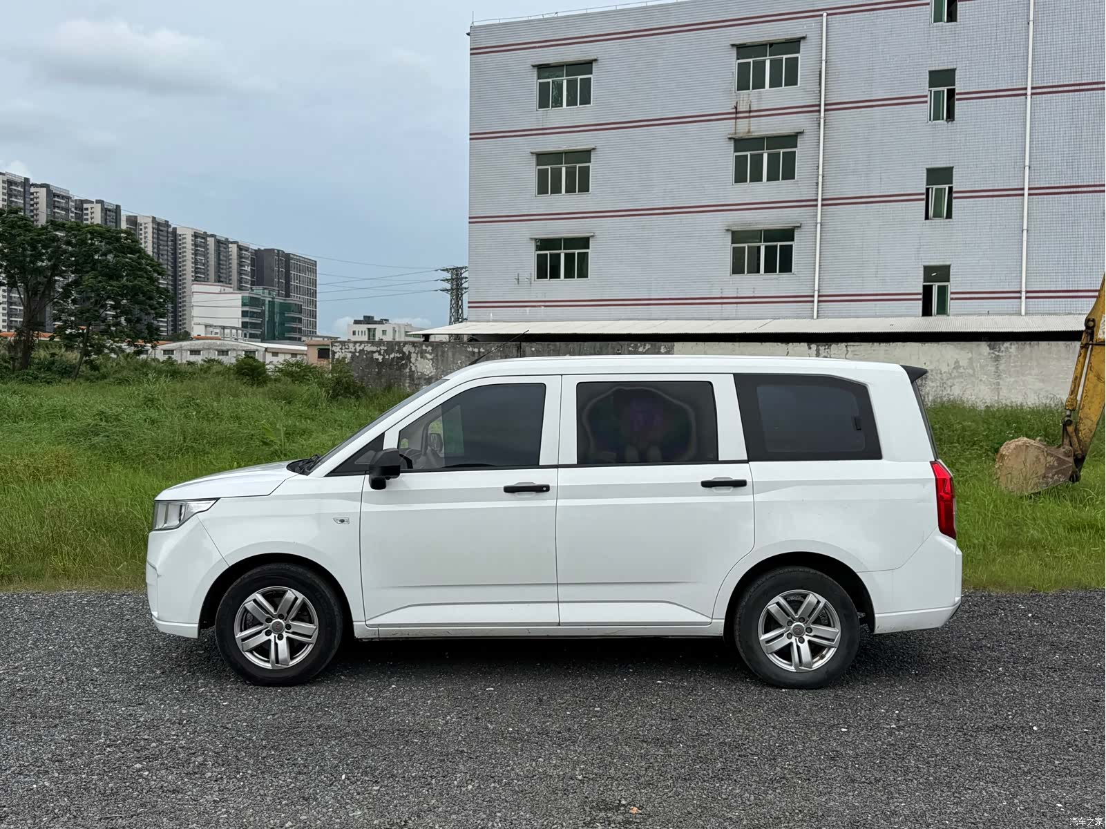 Wuling Hongguang, 2021 все фото