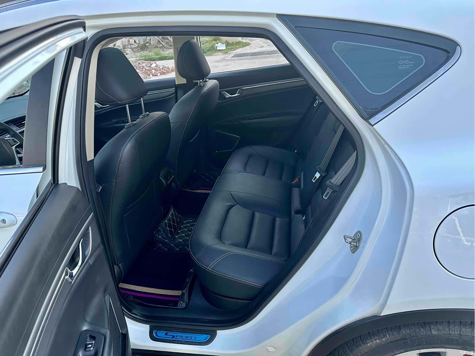 Geely Emgrand, 2016 6