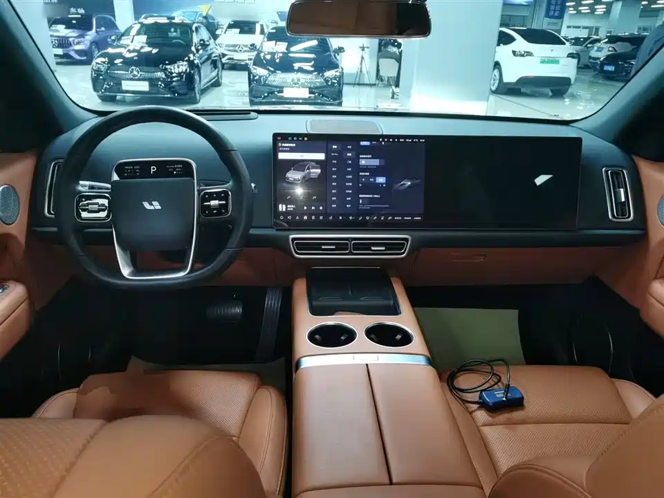 Li Auto Ideal L6
