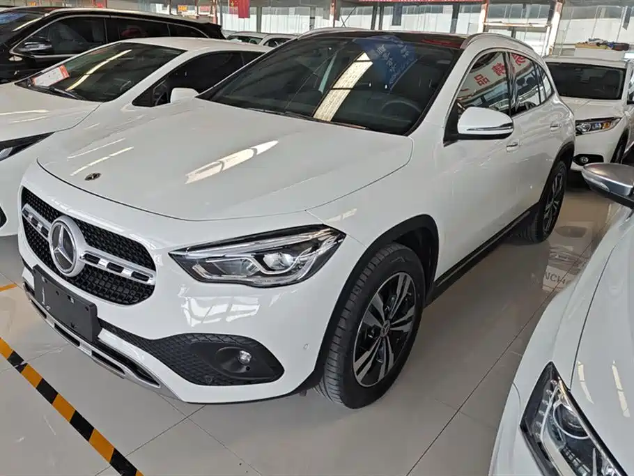 Mercedes-Benz GLA
