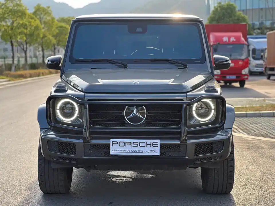 Mercedes-Benz G-class