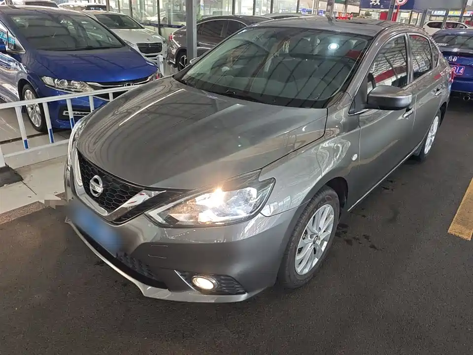 Nissan Xuan Yi