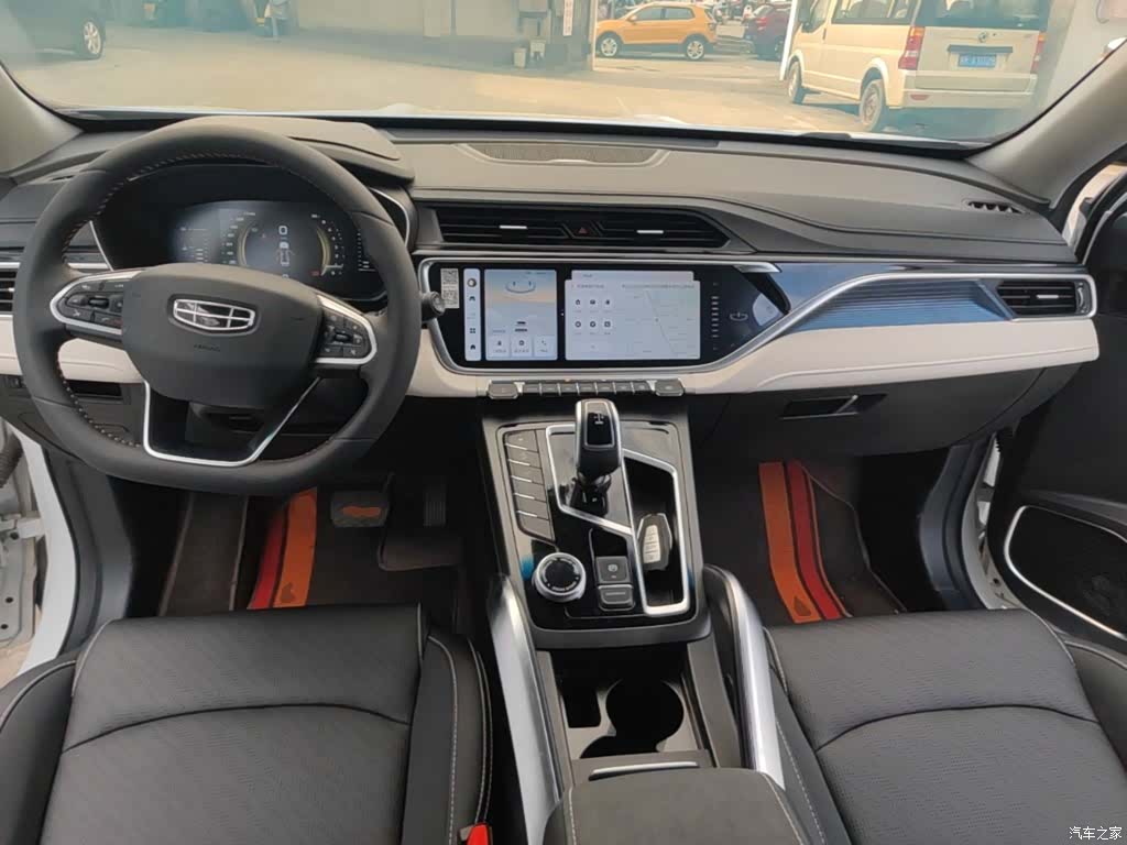 Geely Boyue, 2022 10