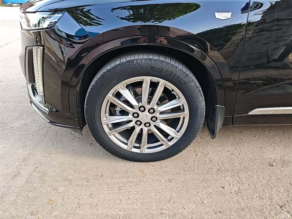 Cadillac XT6, 2022 23