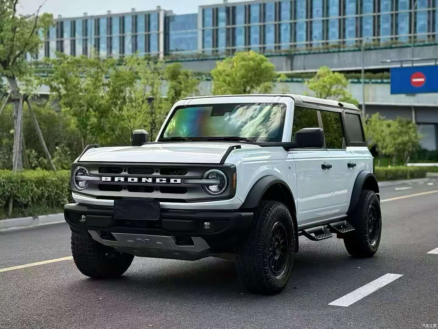 BroncoLieMa Bronco