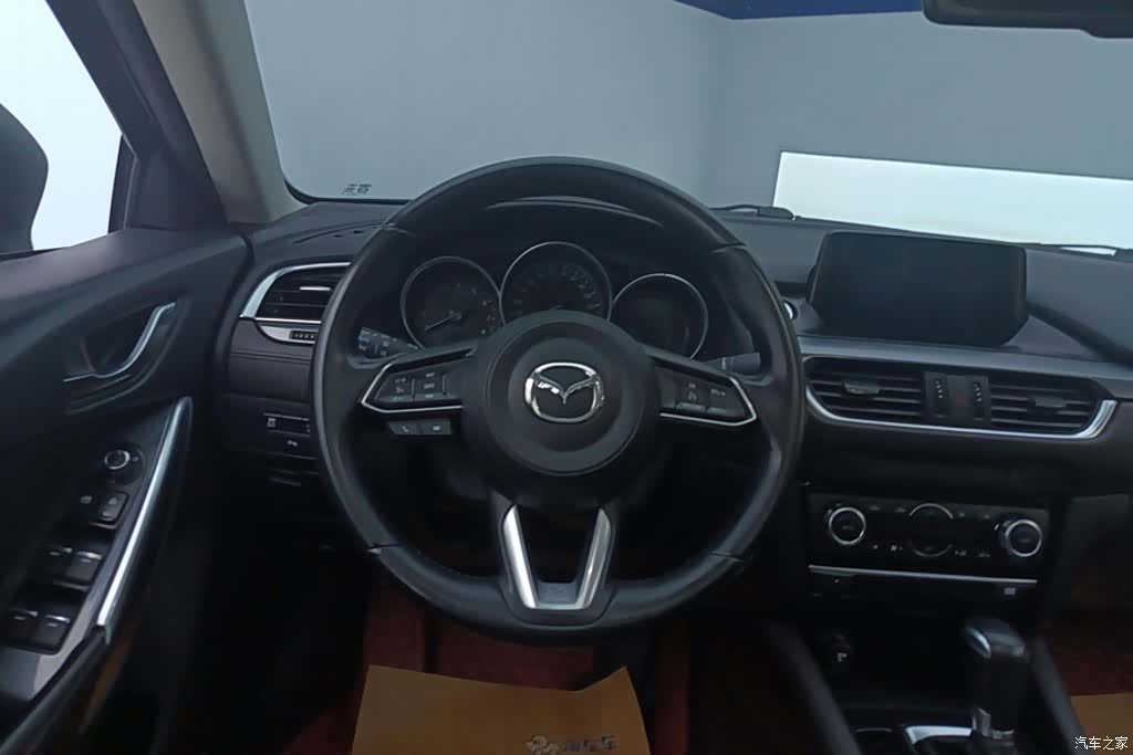 Mazda Atenza, 2018 15