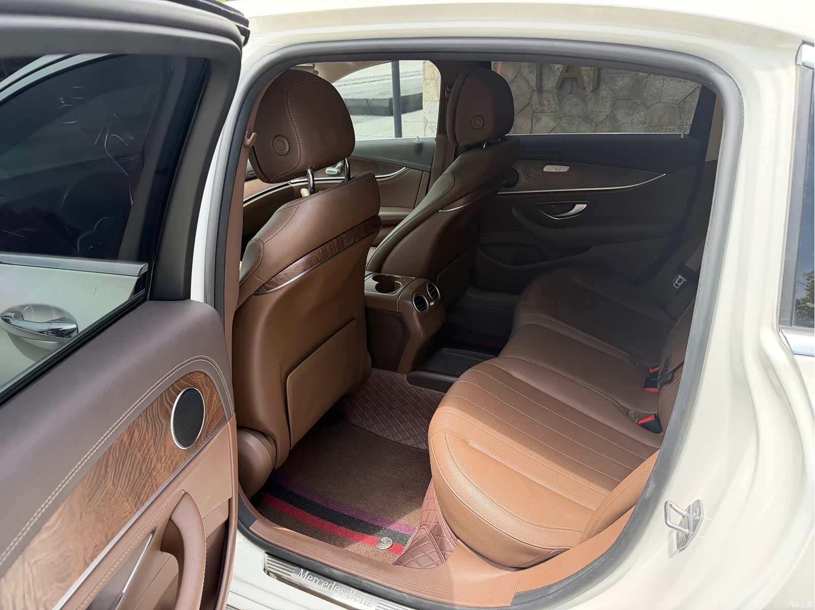 Mercedes-Benz E-Class, 2019 8