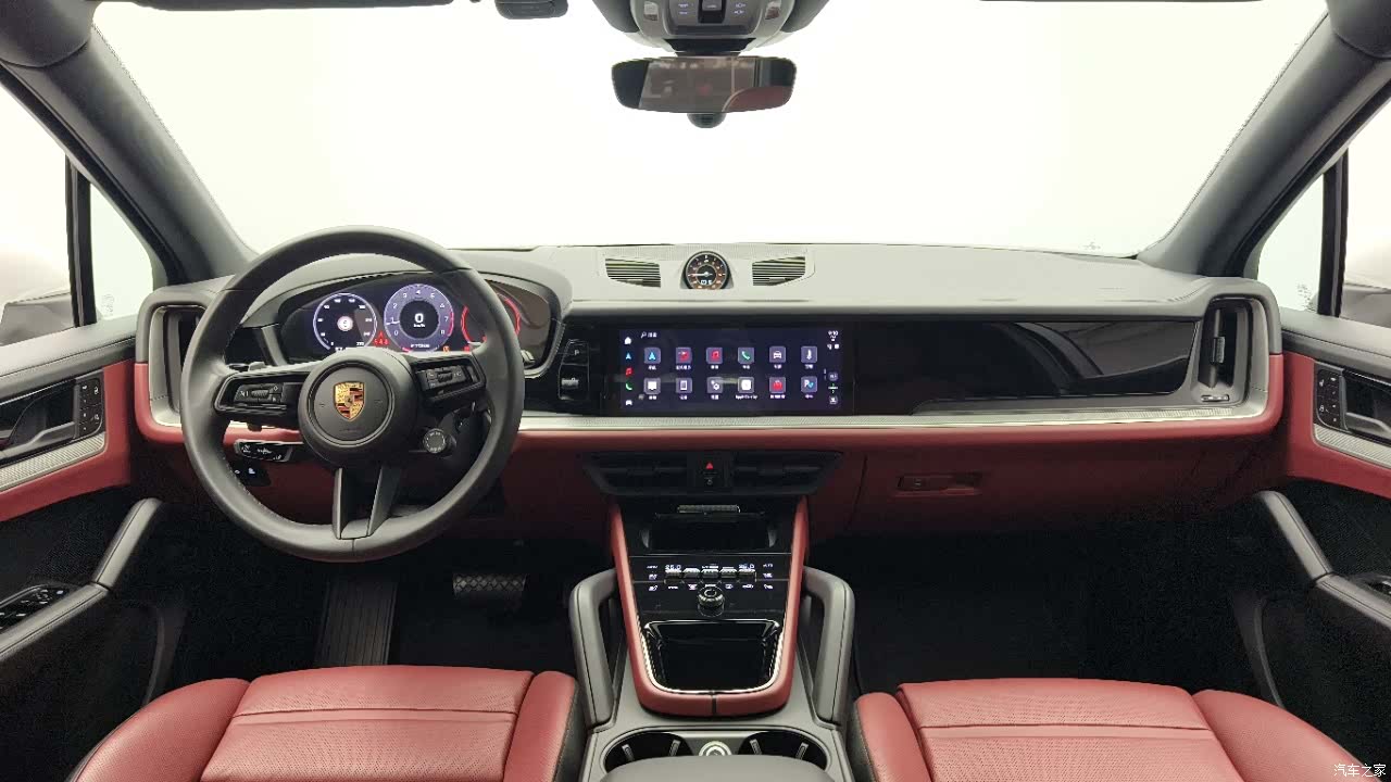 Porsche Cayenne, 2025 9