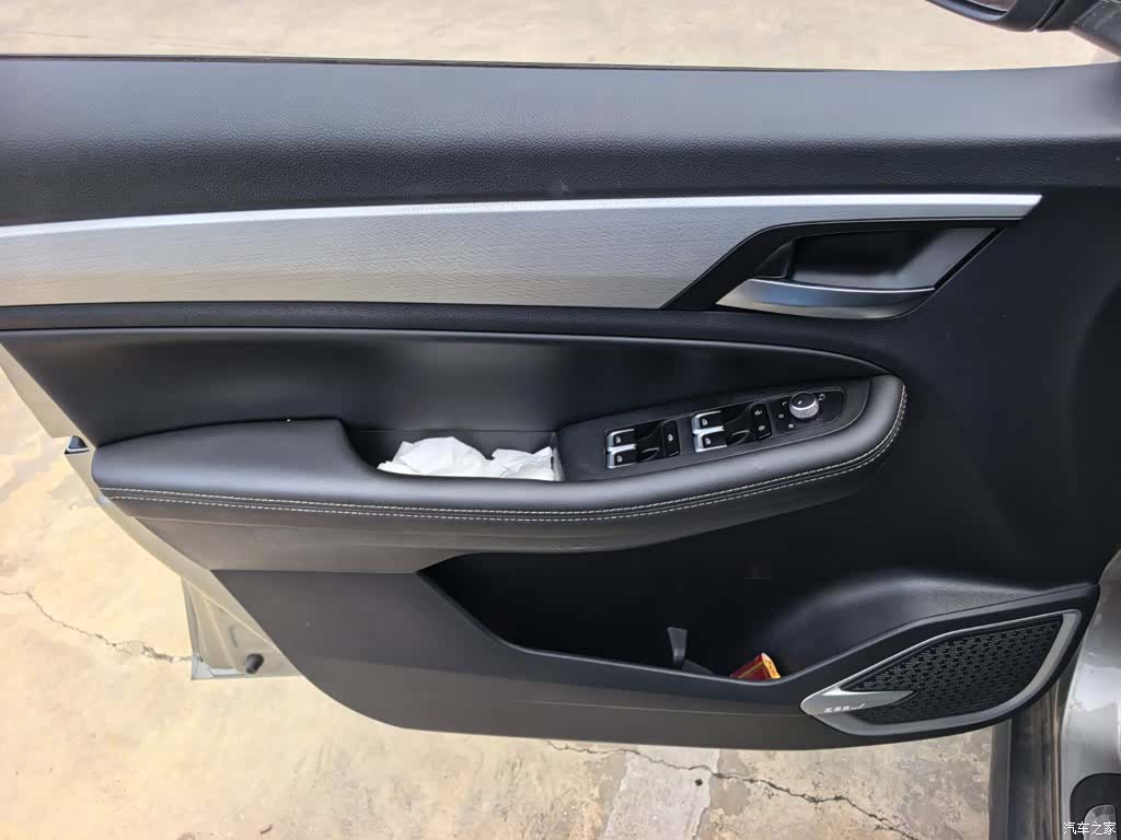 Geely X6, 2020 8