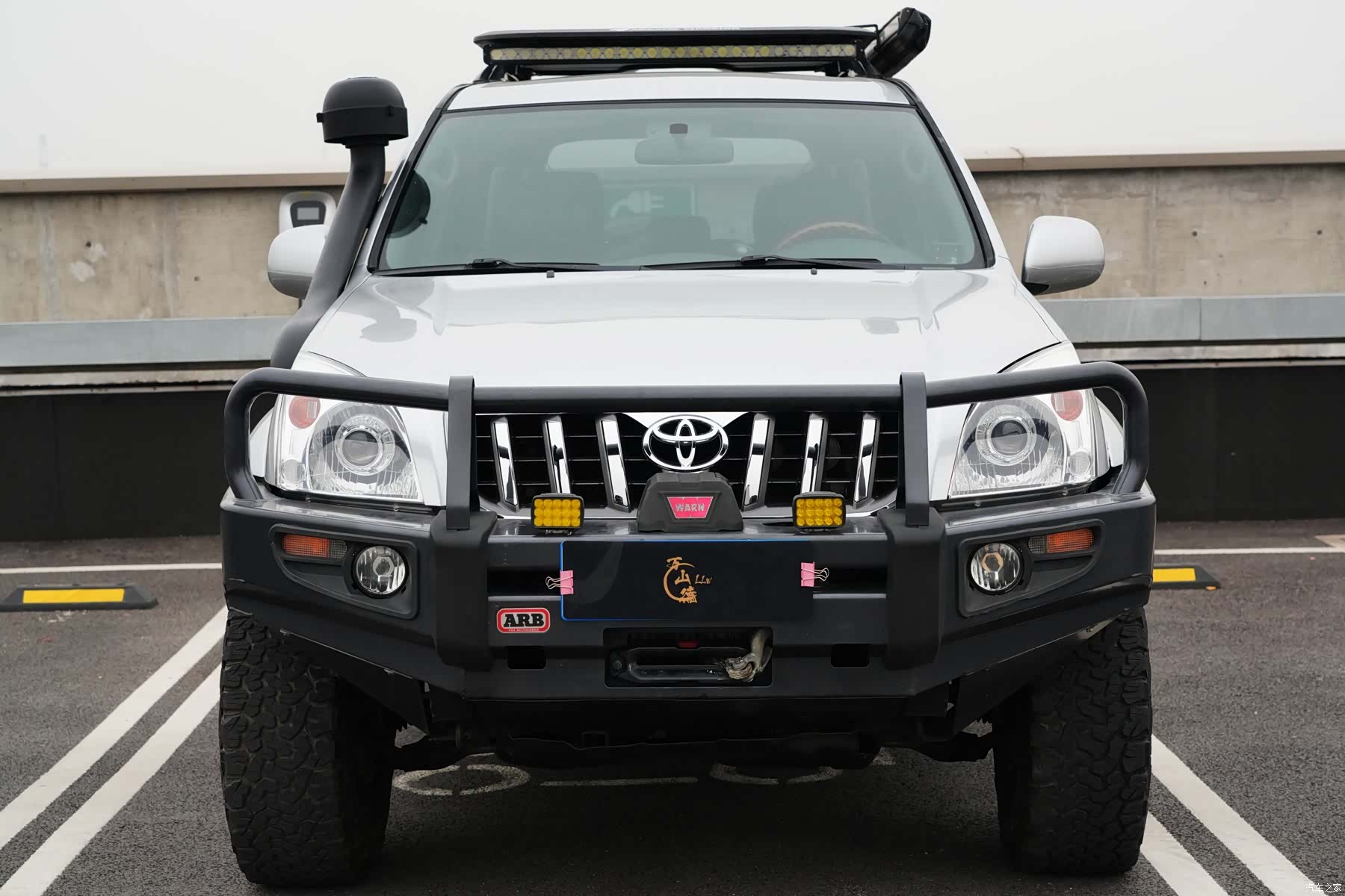 Toyota Prado, 2004 1