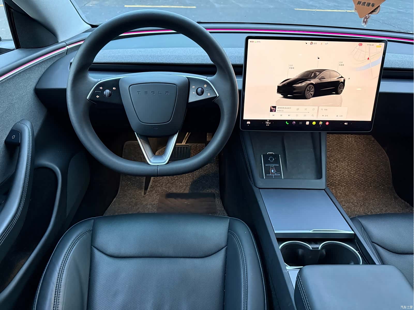 Tesla Model 3, 2023 14