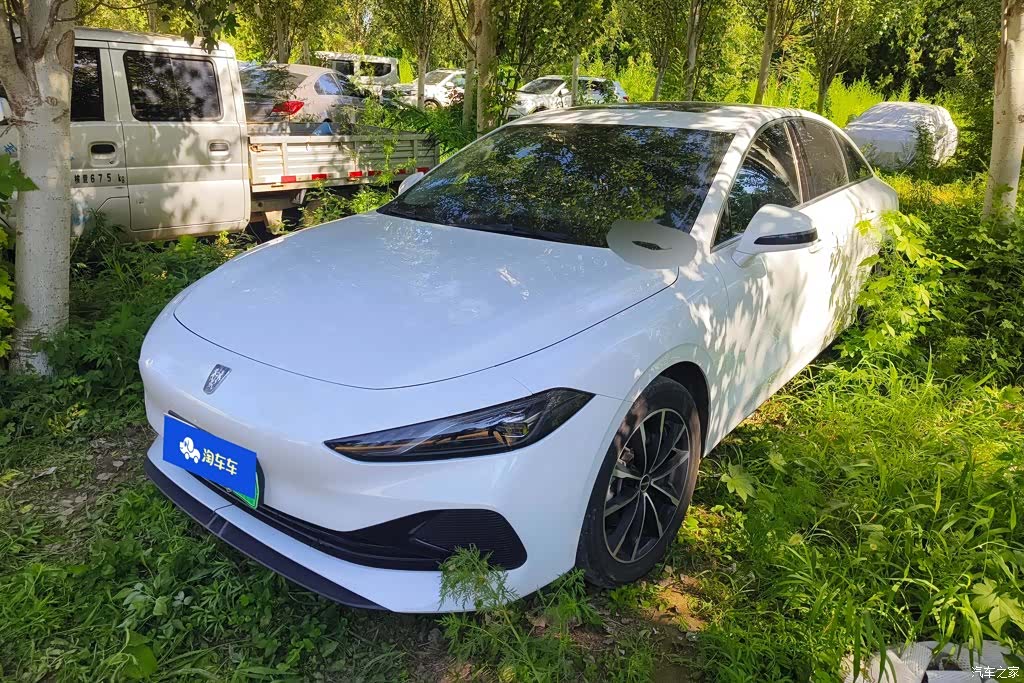 Roewe D7, 2025 1