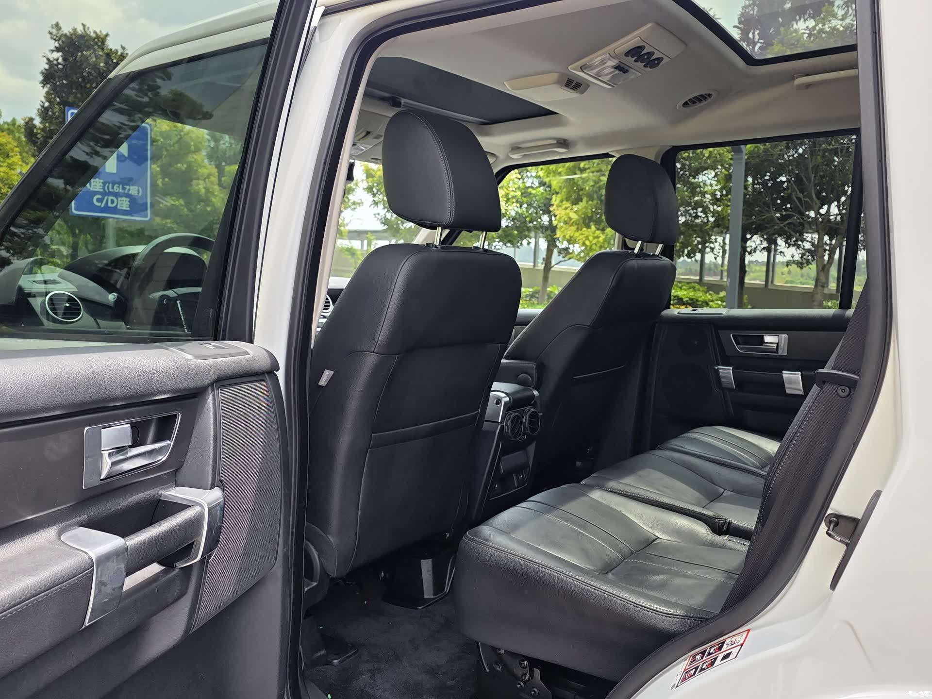 Land Rover Discovery, 2016 15