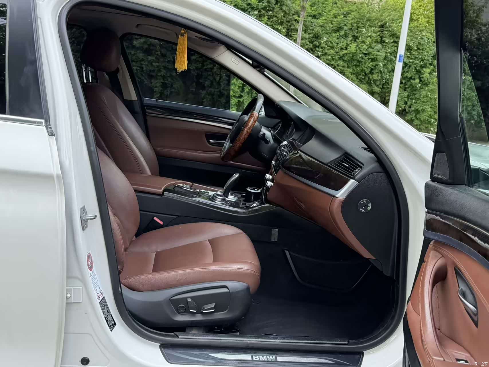 BMW 5 Series, 2014 12
