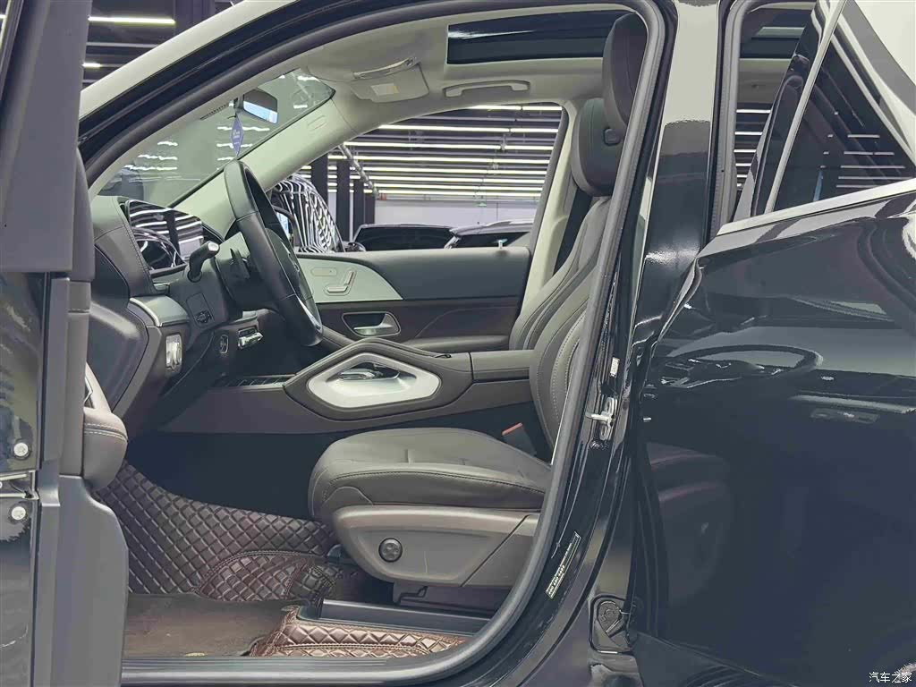 Mercedes-Benz GLE, 2023 7