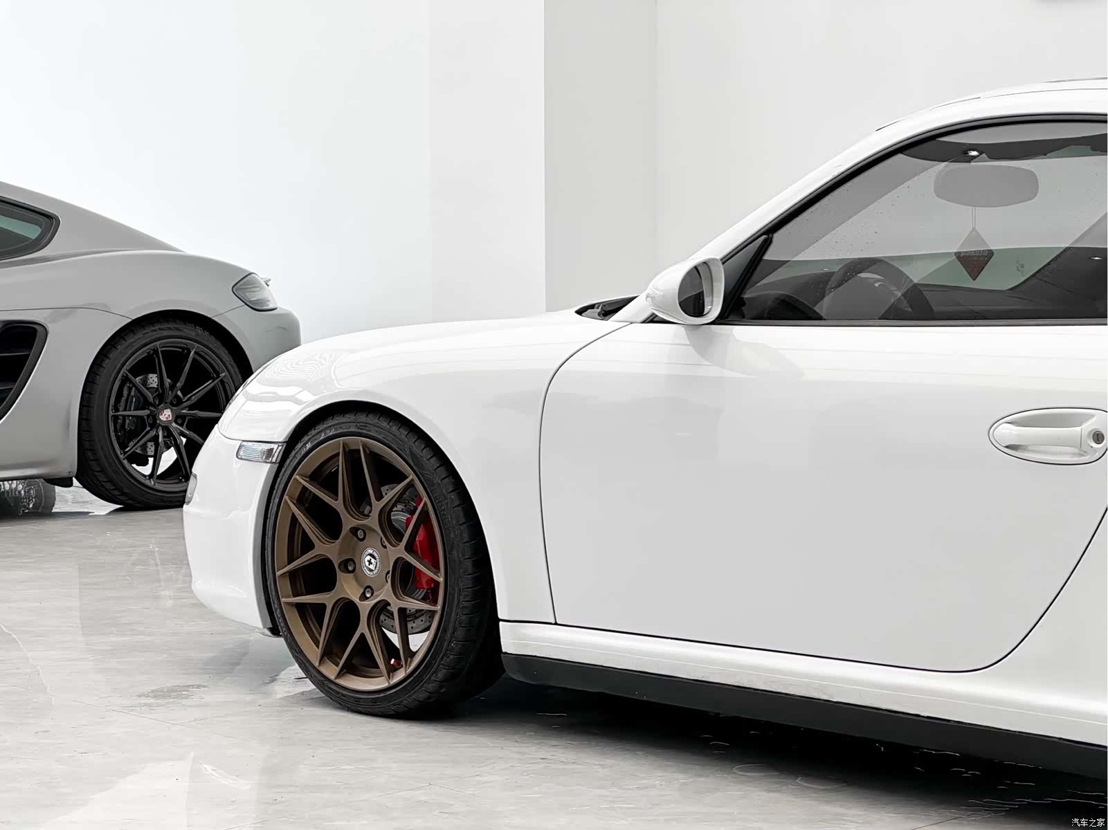 Porsche 911, 2008 9