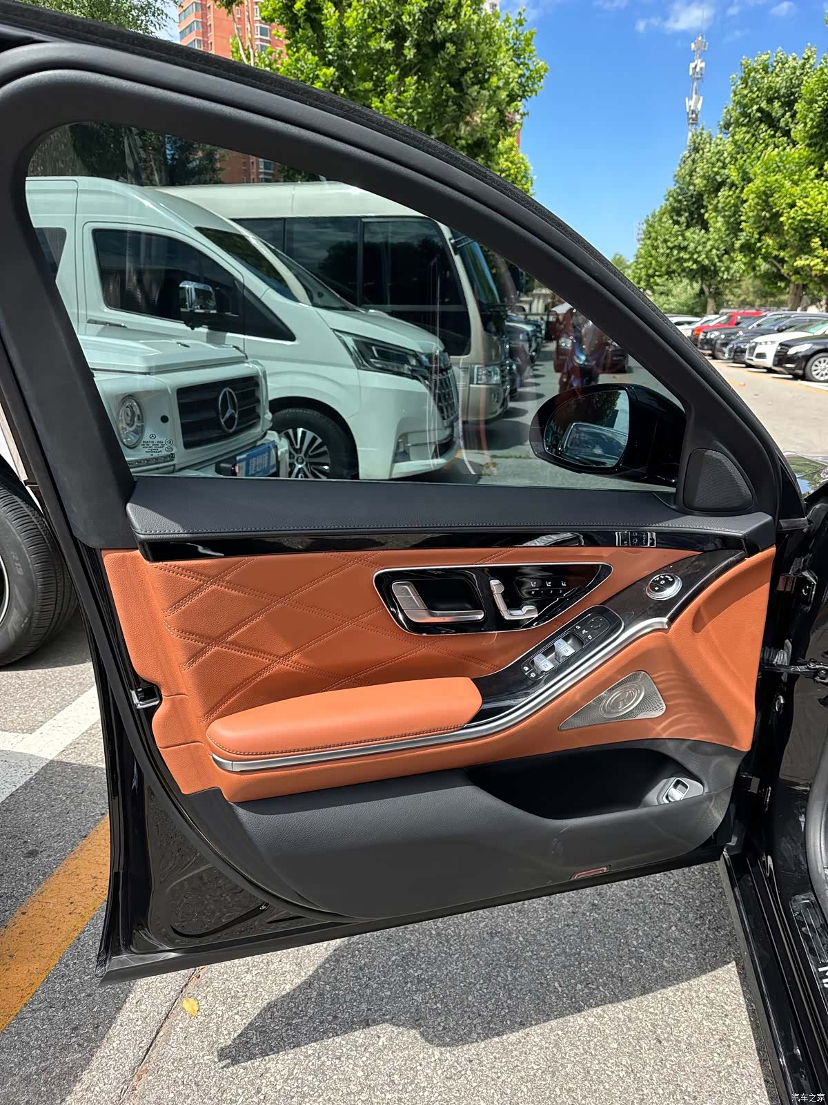 Maybach S-Class, 2023 8