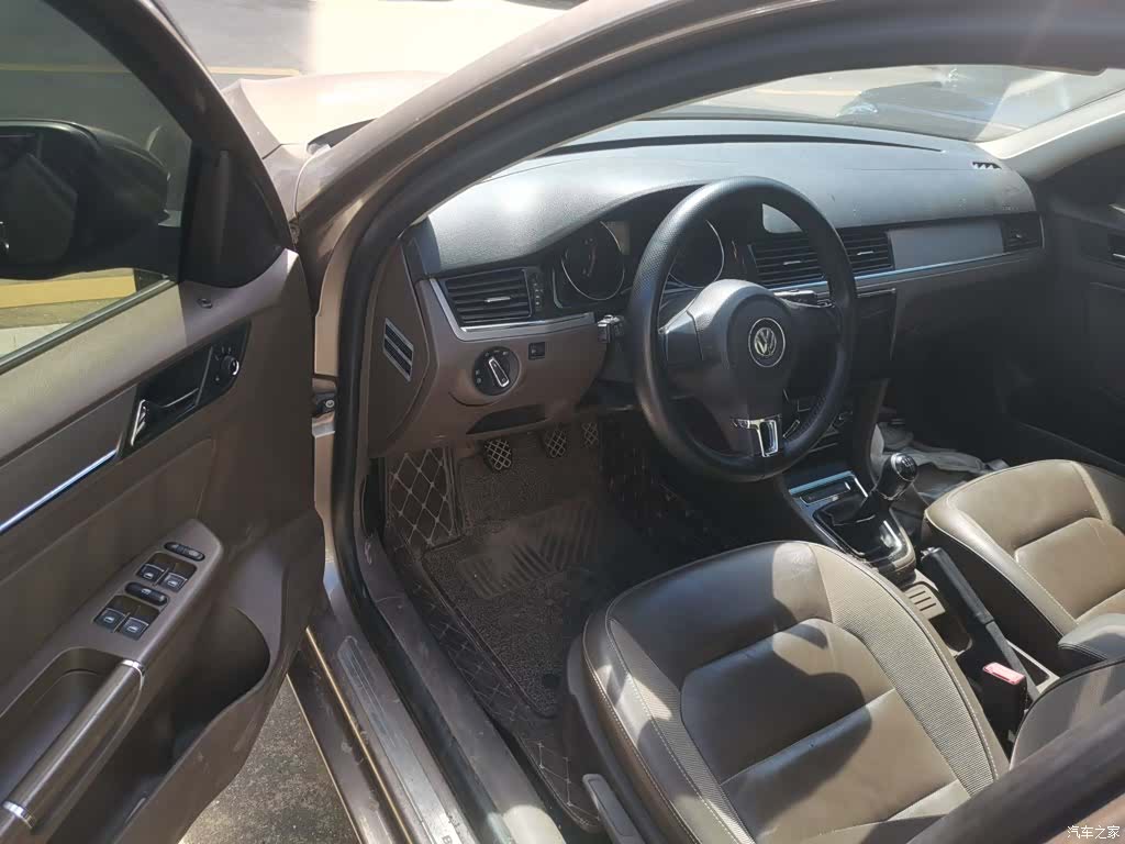 Volkswagen Bora, 2015 14