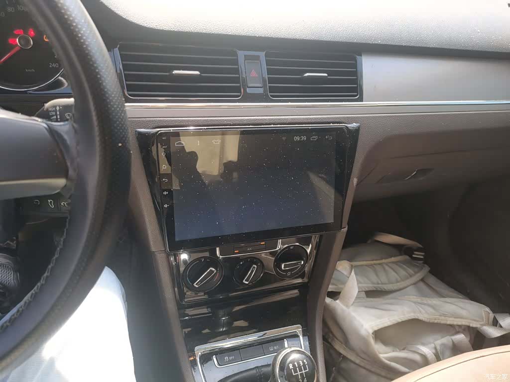 Volkswagen Bora, 2015 6
