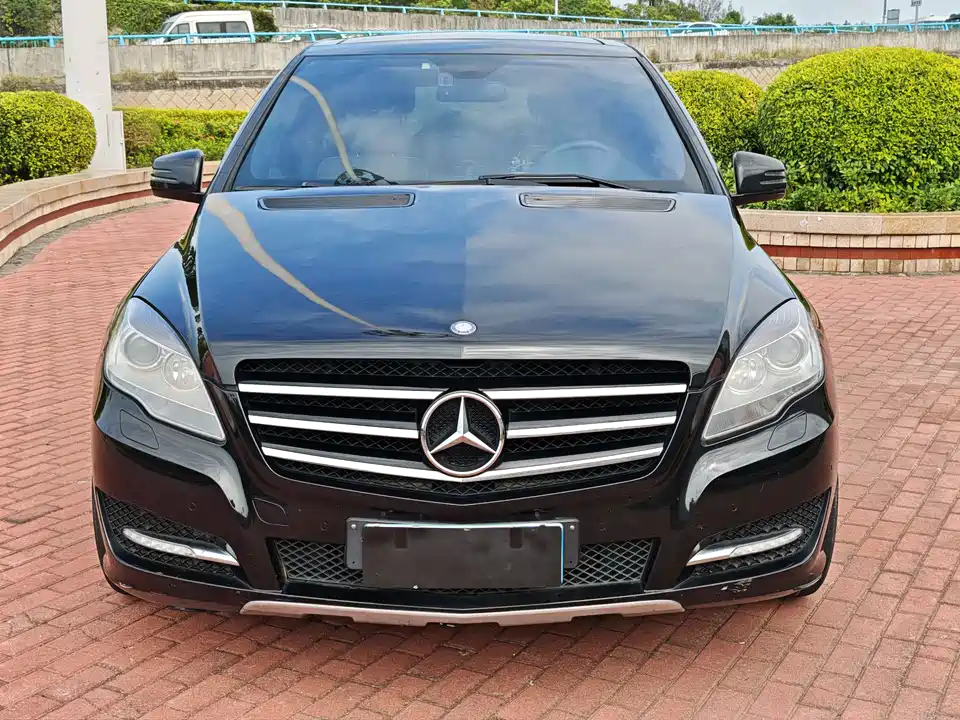 Mercedes-Benz R-class