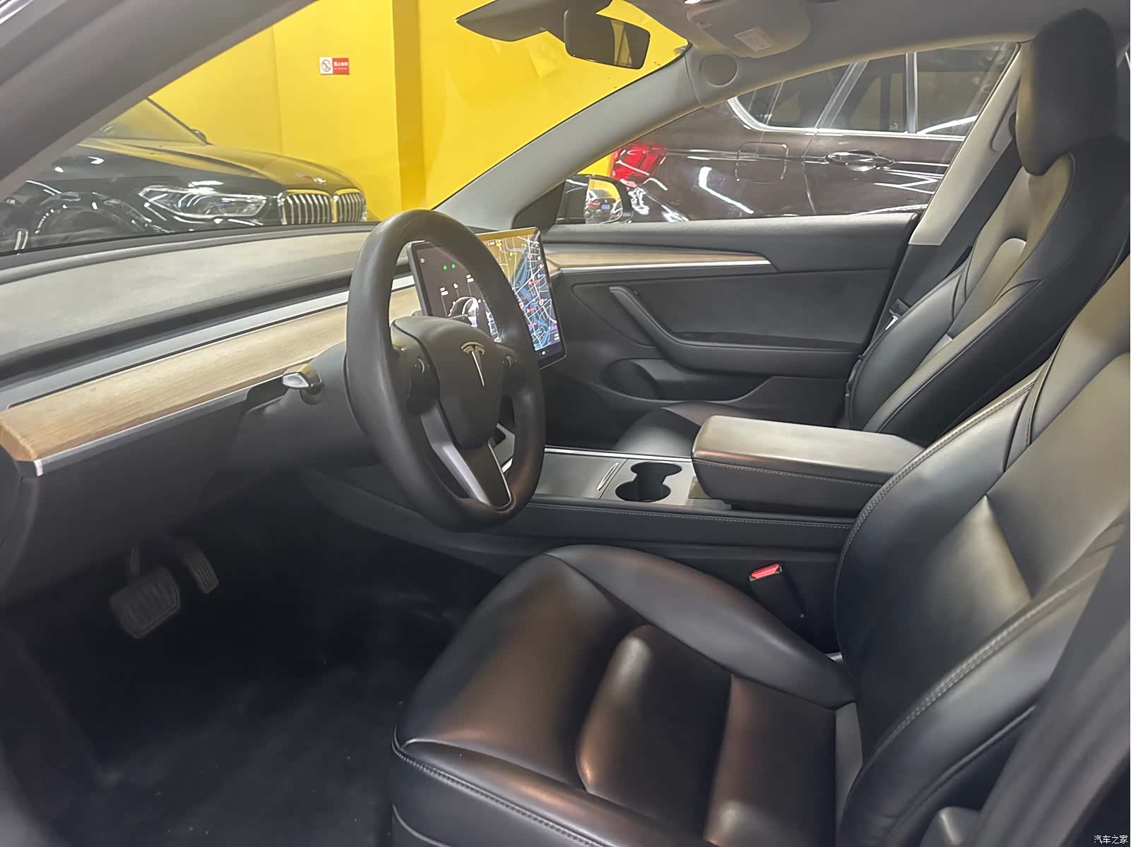 Tesla Model 3, 2022 4