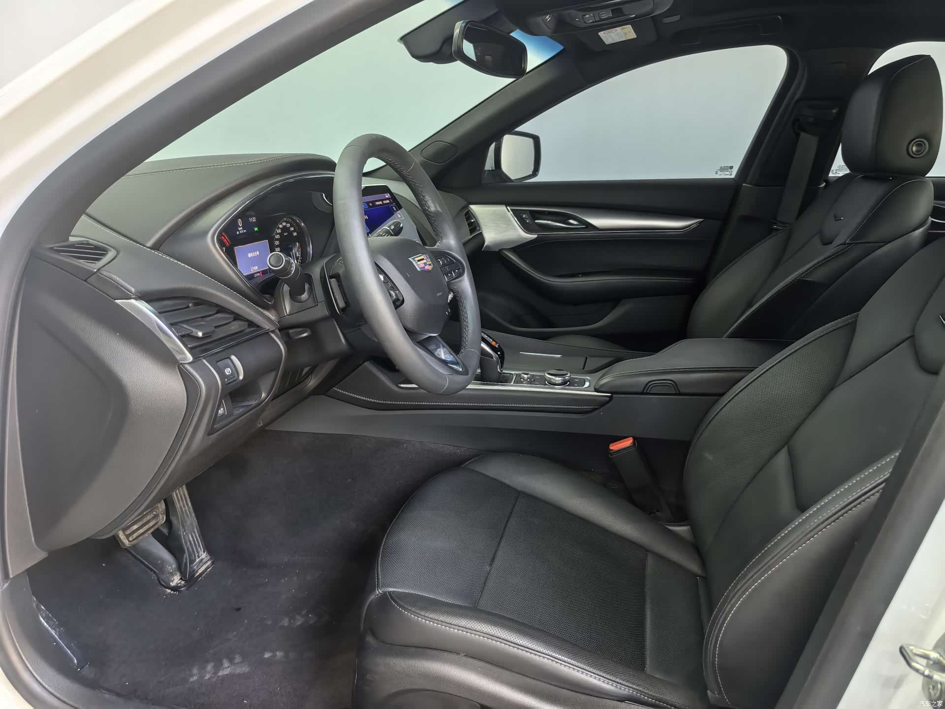 Cadillac CT5, 2022 12