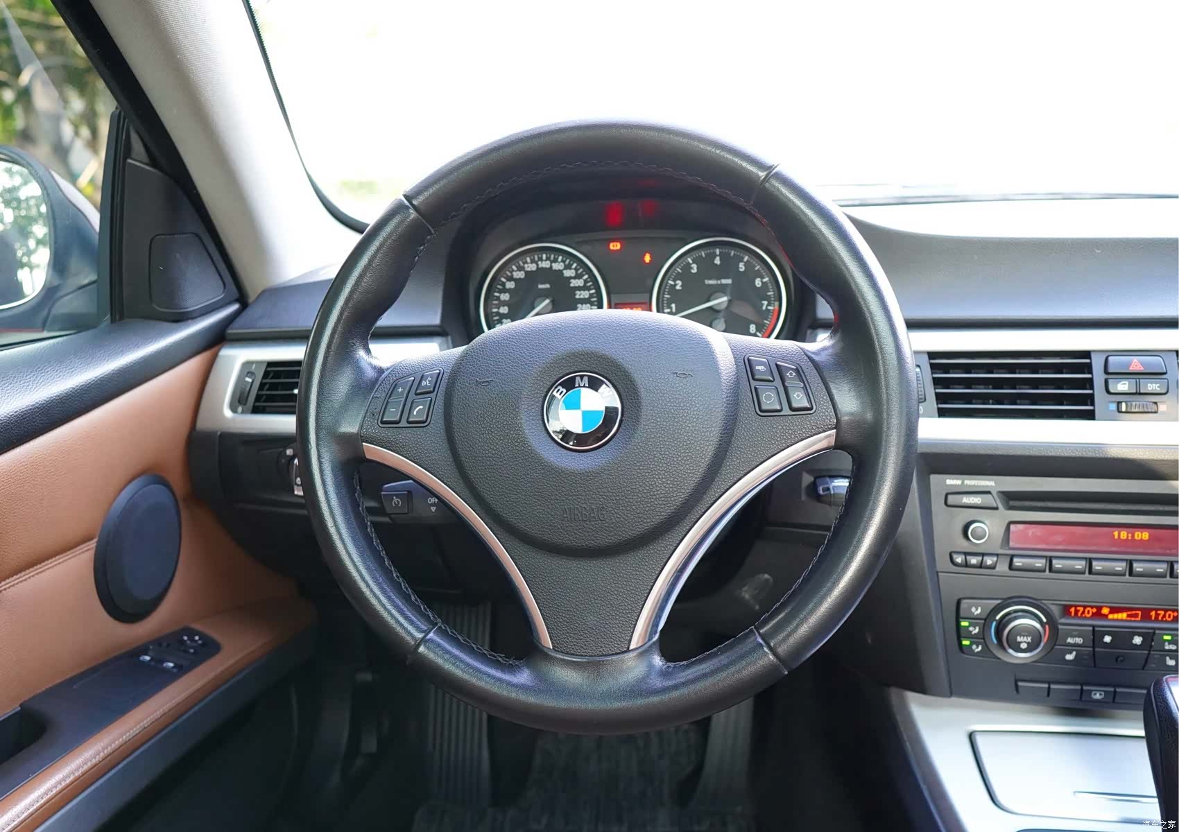 BMW 3 Series, 2010 8