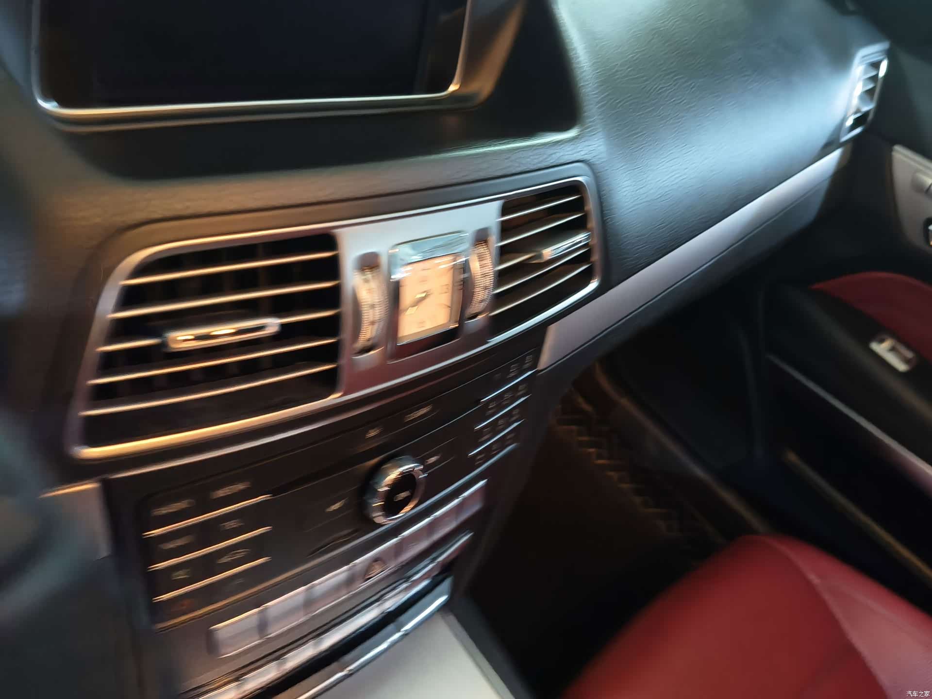Mercedes-Benz E-Class, 2015 15