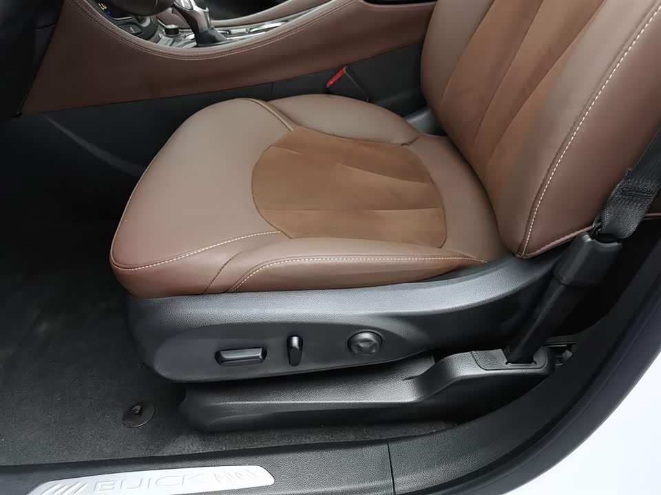 Buick Angkewei Plus Buick Angkewei Plus
