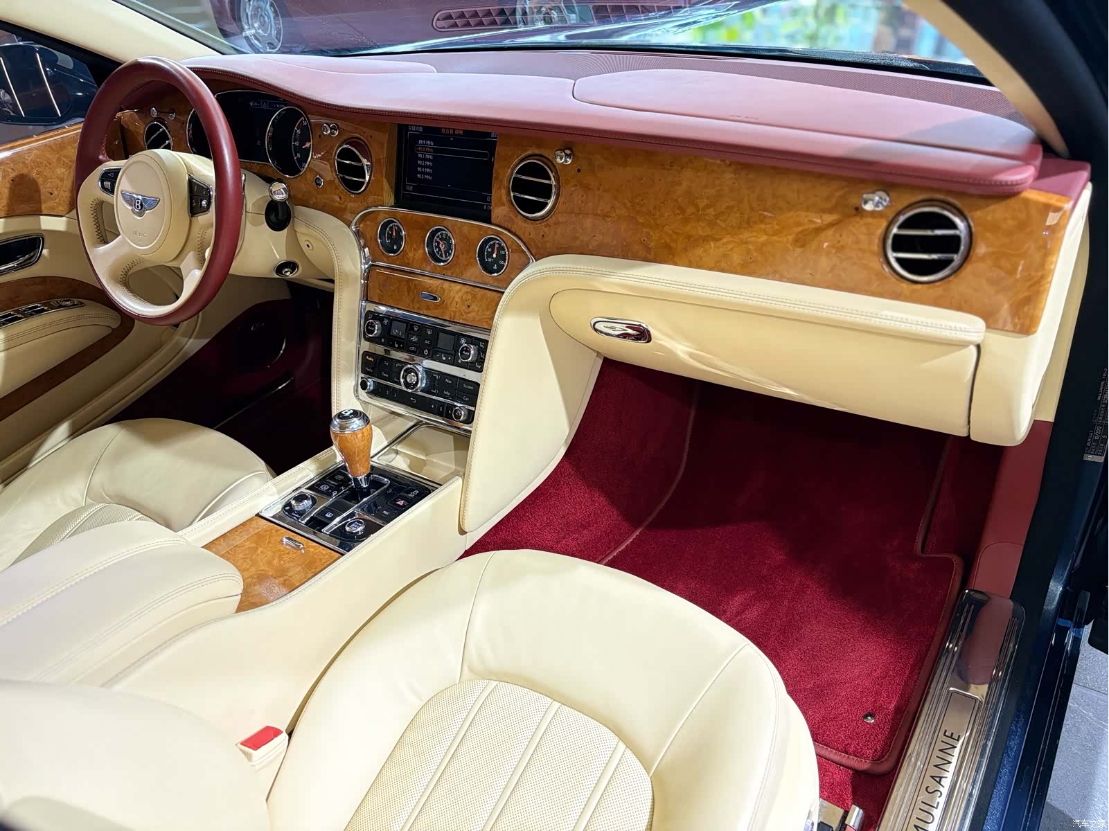 Bentley Mulsanne, 2013 27