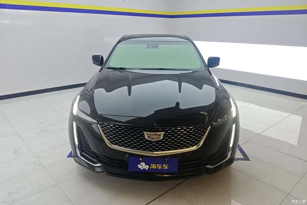 Cadillac CT5, 2023 2