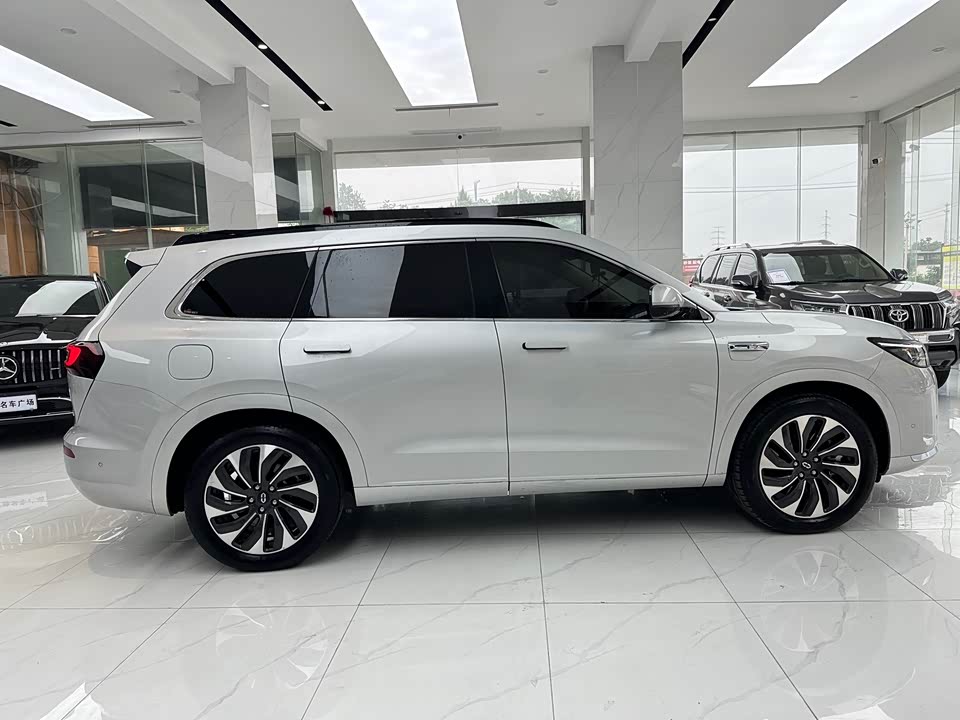 AITO Ask the world M7