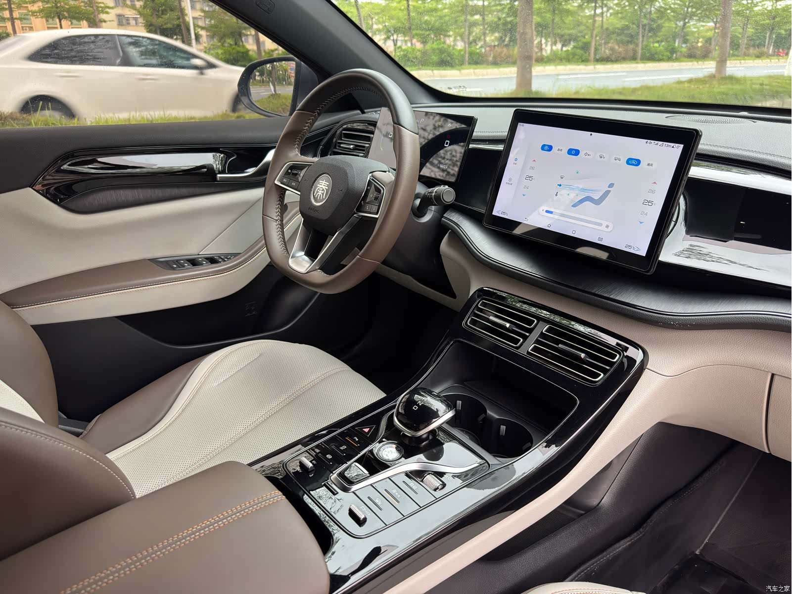 BYD Qin, 2024 10