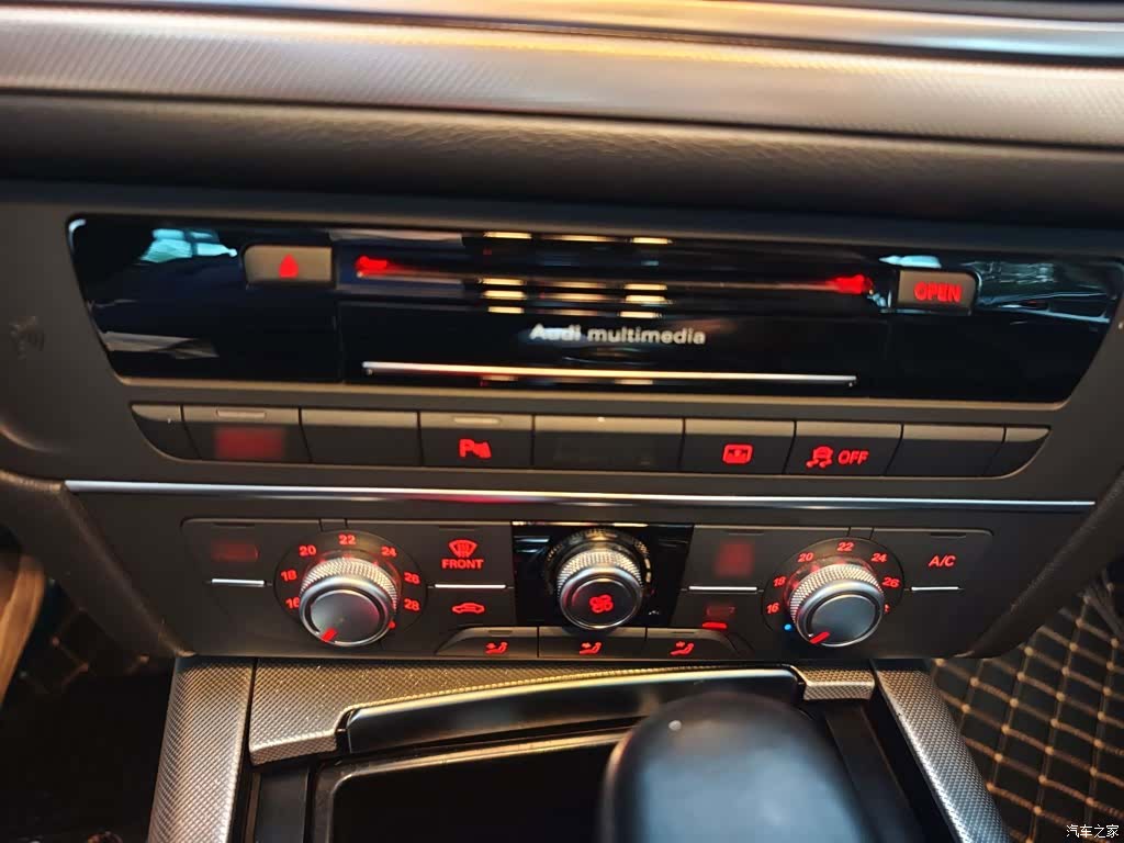 Audi A6L, 2016 15