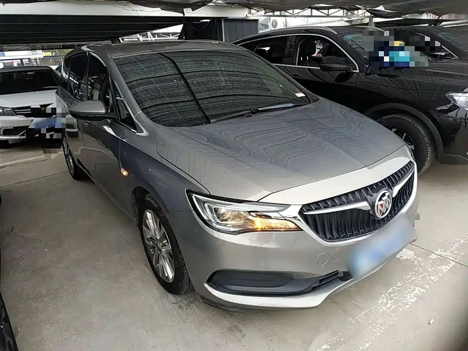 Buick GL6